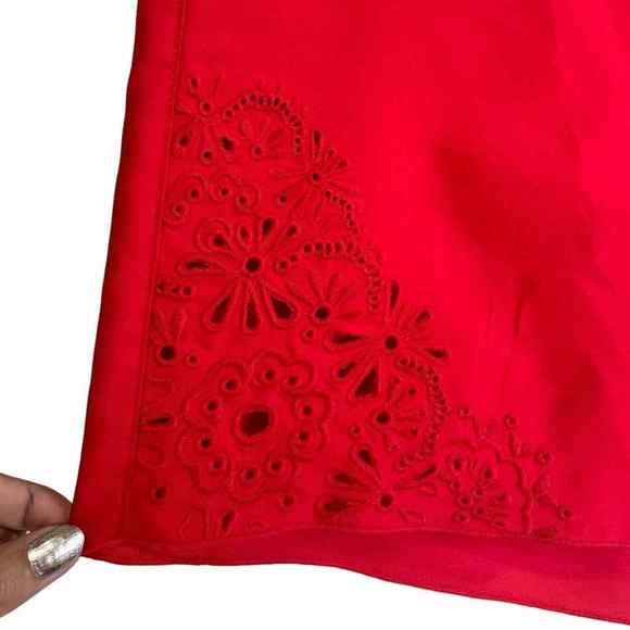 Athleta Red Coastal Eyelet Floral Embroidered Shorts Women's Size‎ 4 - Picture 2 of 9